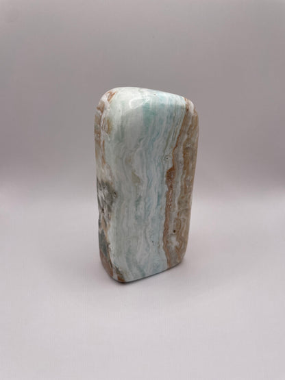 Caribbean Calcite Freeform no. 1